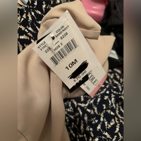 Danny & Nicole 2 piece jacket and skirt, NWT, size 10. - Picture 3 of 3